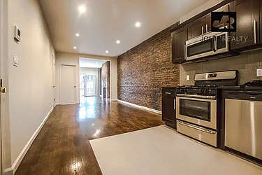 Rented by Jonis Realty