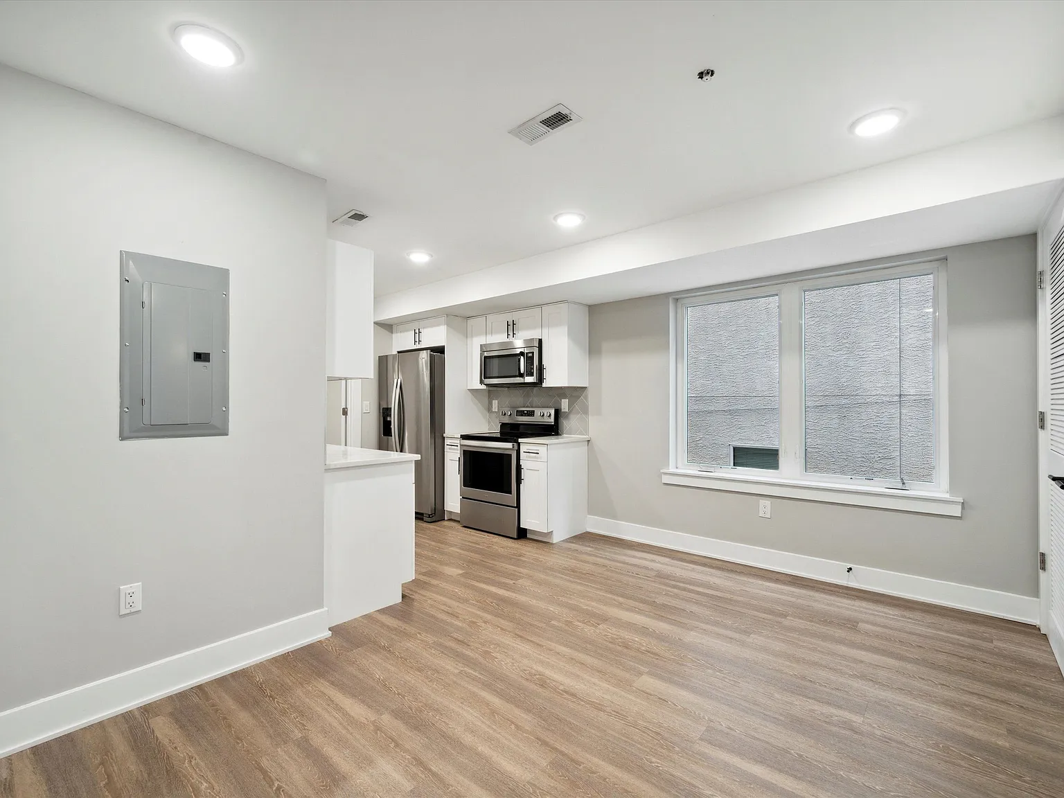 1511 N 17TH ST Unit 2F — Photo 1