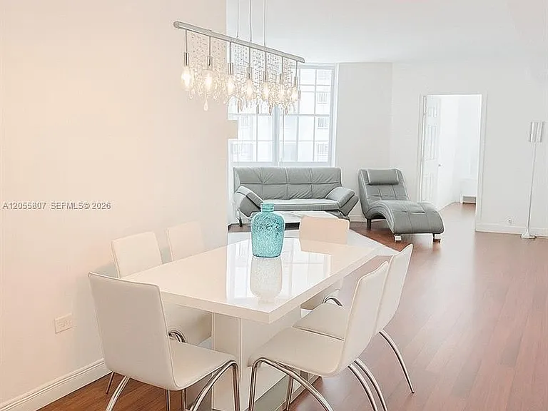 905 Brickell Bay Dr #1022 — Photo 8