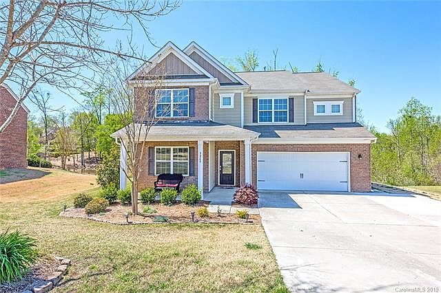 1st image of 3249 Wicklow Ln