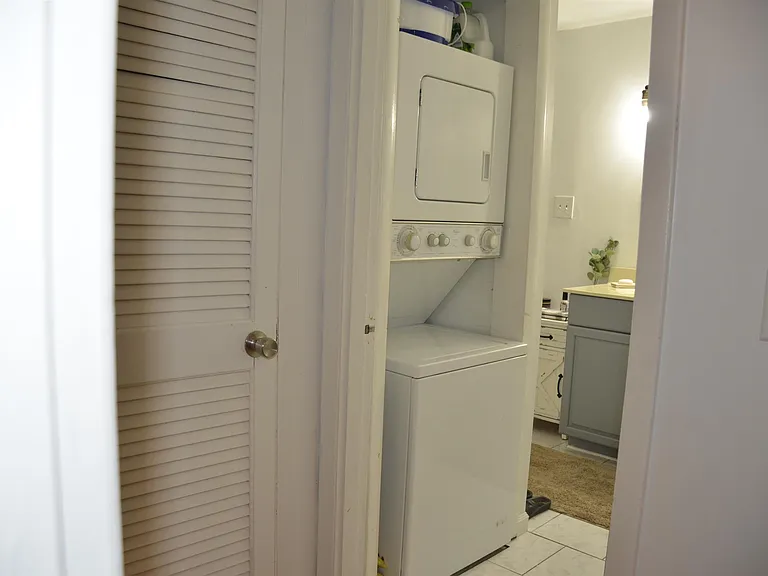 815 Ashlawn Pl — Photo 13