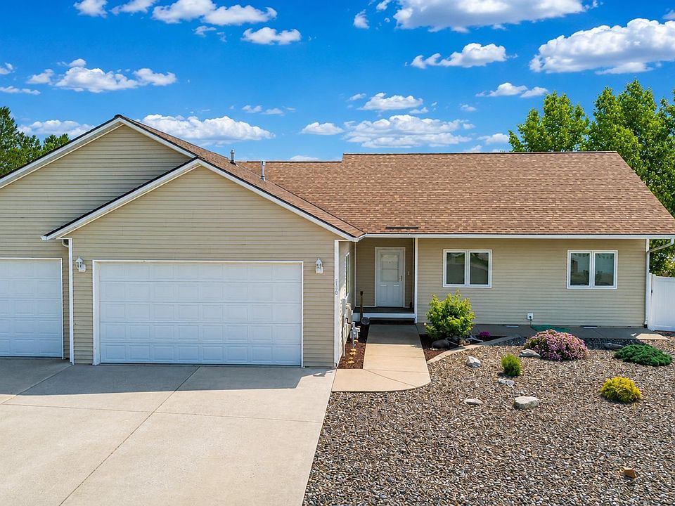 1st image of 230 SW Sanna Ct