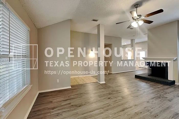 4128 Gardner Dr — Photo 5
