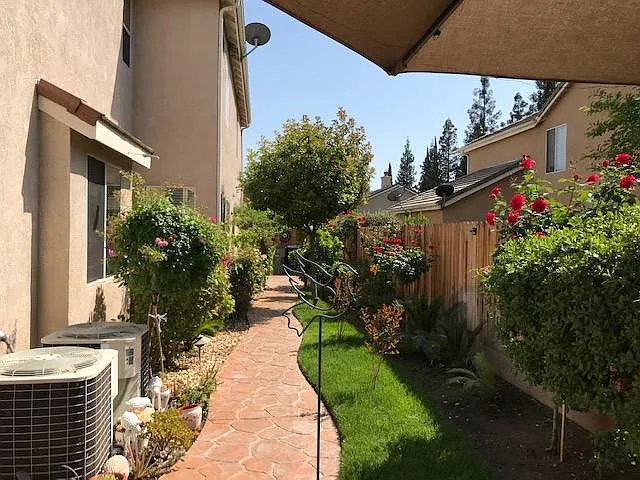 10379 N Pierpont Cir — Photo 19