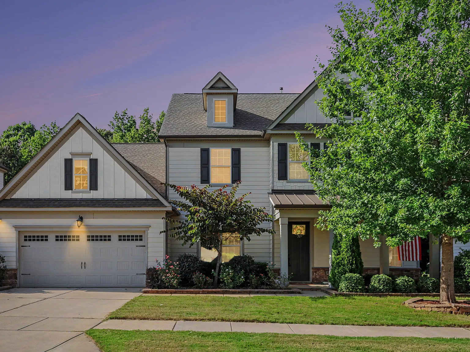 5 bed, 3.5 bath, 3818 sqft, $3,800 — Photo 4
