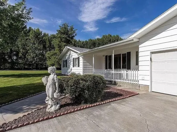 6835 Road D8 NE, Moses Lake, WA 98837