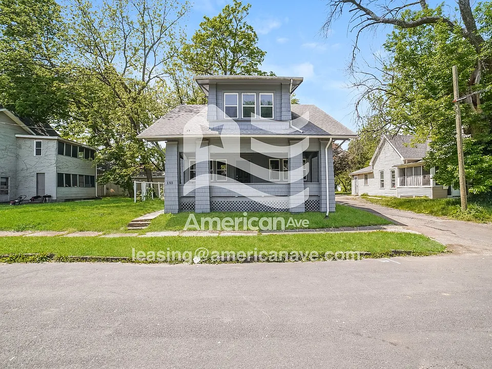 1311 N Bourland Ave