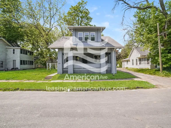 1311 N Bourland Ave, Peoria, IL 61606
