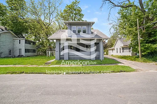 1311 N Bourland Ave Photo 1