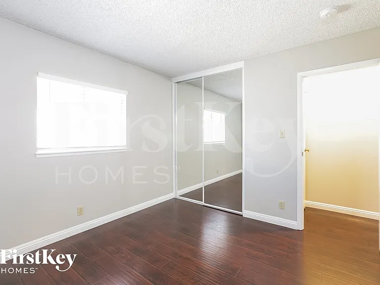 708 Purcell Dr — Photo 9
