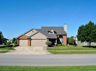 11005 Willow Creek Dr, Fort Wayne, IN 46845