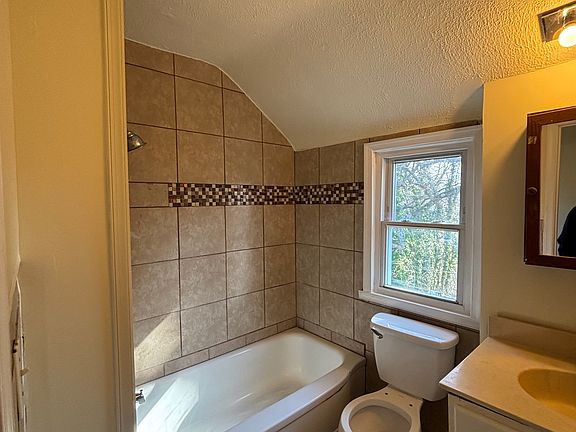 4th image of 21735 N Essex Dr