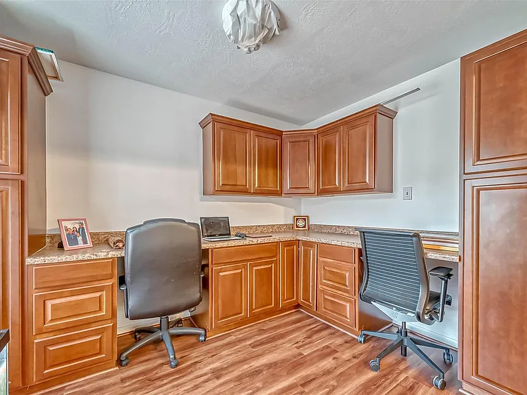 23826 Browndale Ct — Photo 34