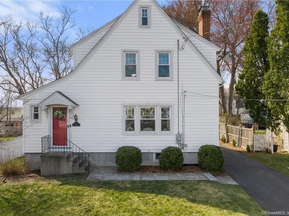 18 Stillwold Drive, Wethersfield, CT 06109