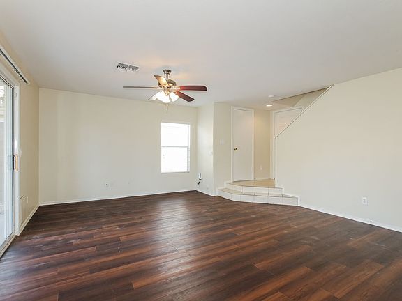 5th image of 11718 W Poinsettia Dr