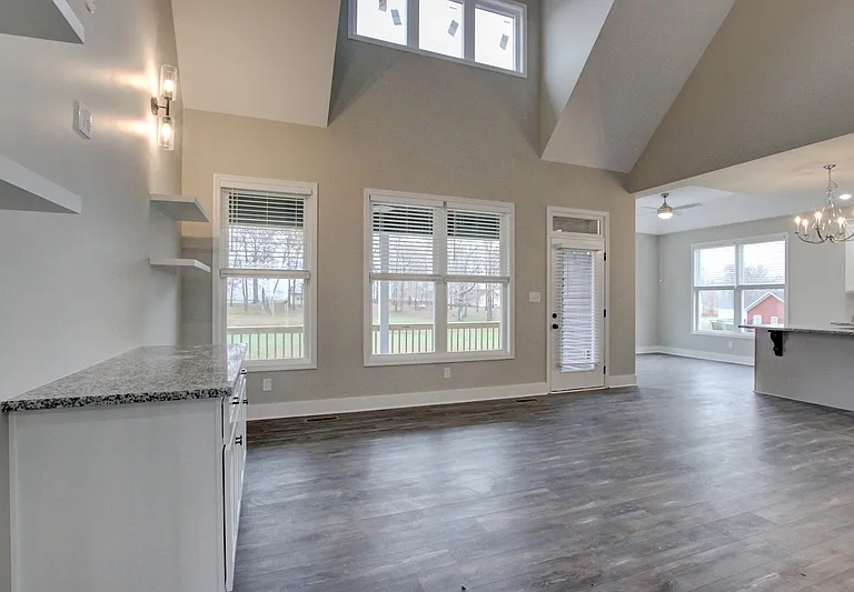 128 Riverbend Dr — Photo 16