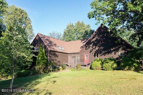 2nd image of 36 Boulderwood Dr