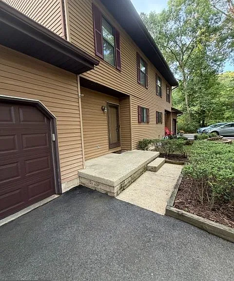 23187 Falling Leaf Ln — Photo 2
