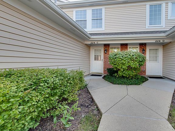 2nd image of 224 Chesterfield Ct Unit C