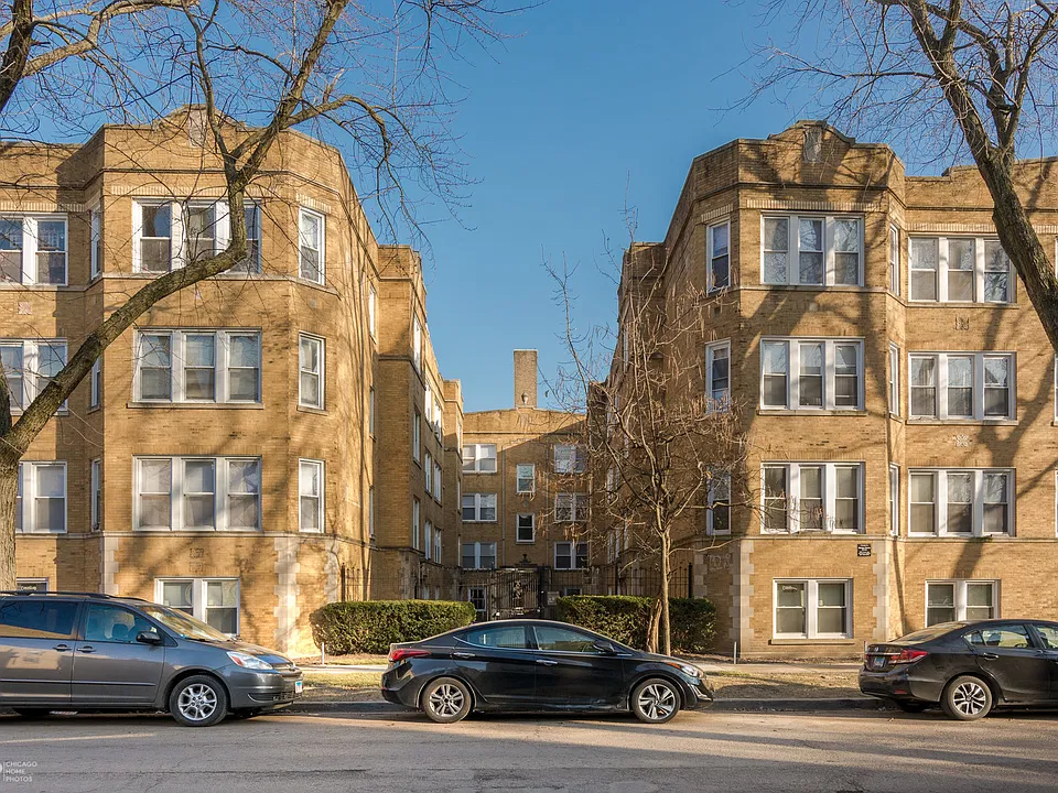 3652 W Agatite Ave #3
