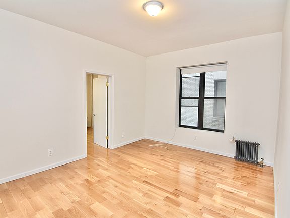 3rd image of 408 W 130th St APT 12