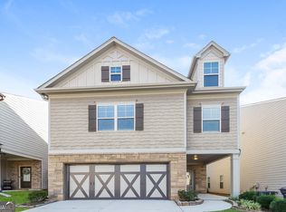 2225 Black Pebble Cir, Buford, GA 30519