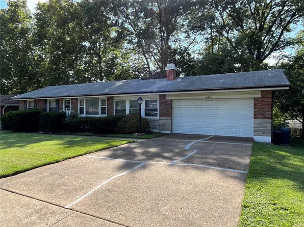 10433 Bellefontaine Rd, Saint Louis, MO 63137