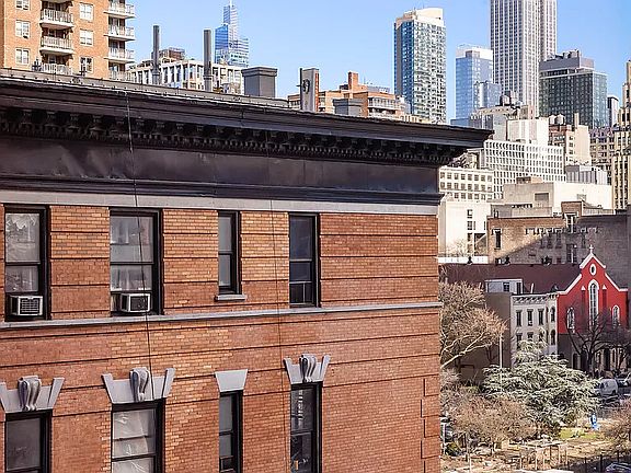 3rd image of 410 W 24th St APT 7K