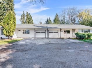 943 NE Lincoln St APT A, Hillsboro, OR