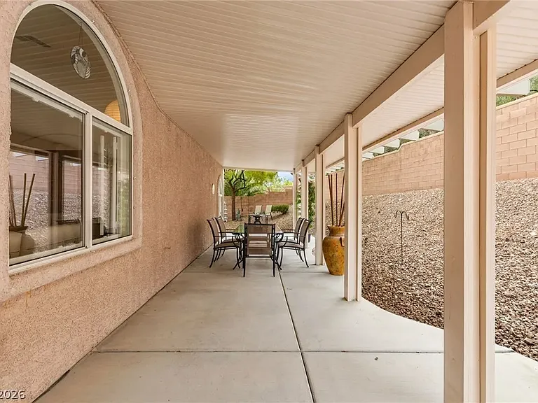 477 Annotto Bay St — Photo 6