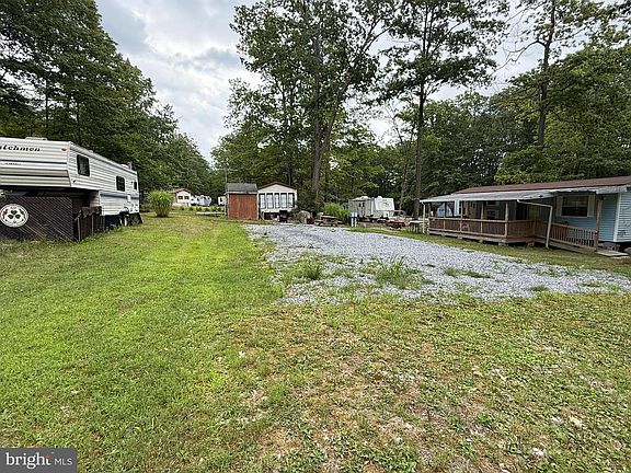 4th image of 181 Dolphin Head Rd