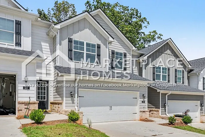 4 bed, 2.5 bath, 1807 sqft, $2,075 — Photo 3