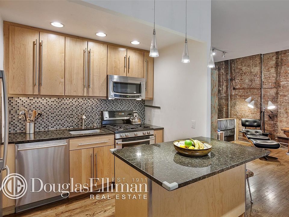 1st image of 176 Broadway