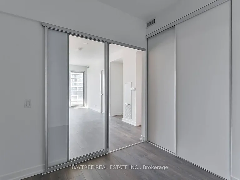 5 Buttermill Ave #3606 — Photo 8