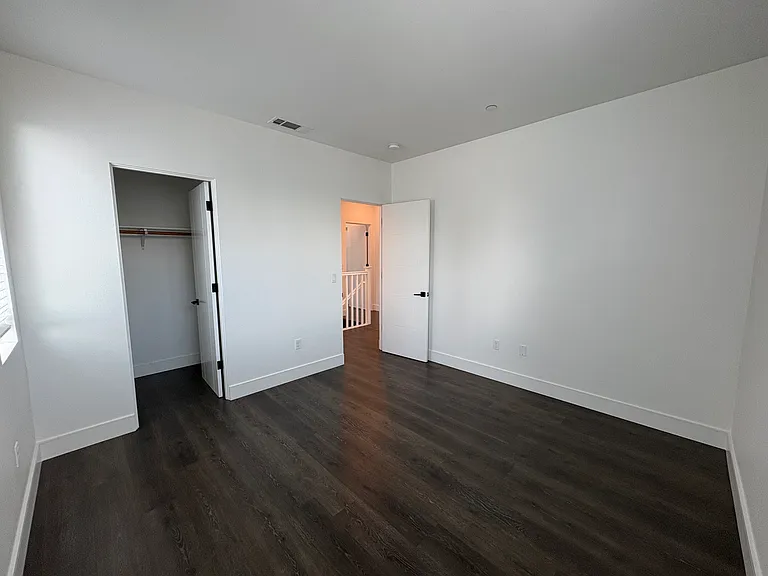 1609 Tecado Dr — Photo 13