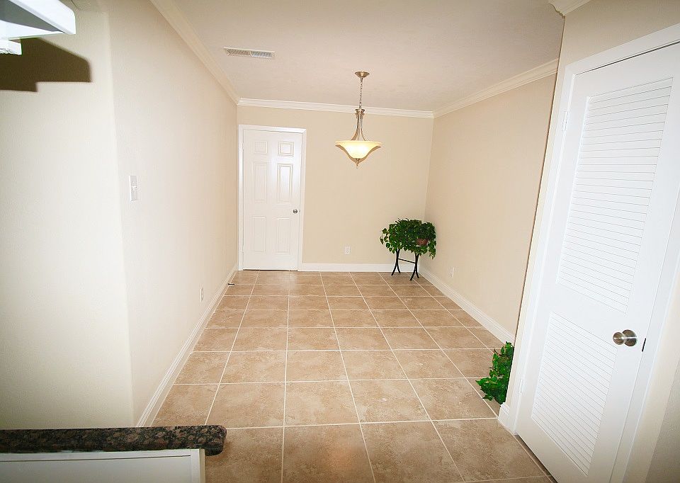 1st image of 7723 Northline Dr