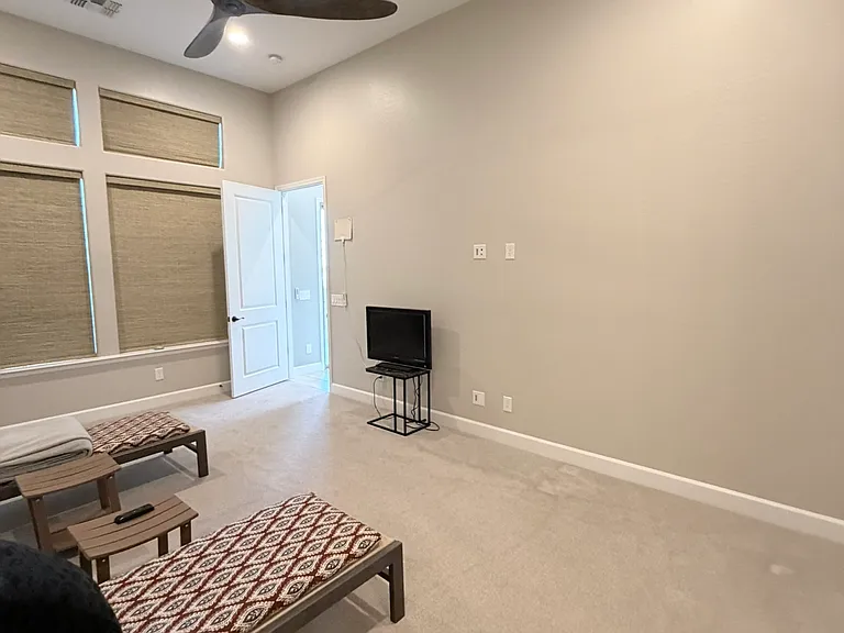 5169 N 207th Dr — Photo 27