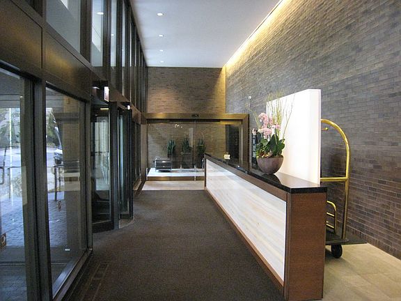 3rd image of 2650 N Lakeview Ave APT 2702