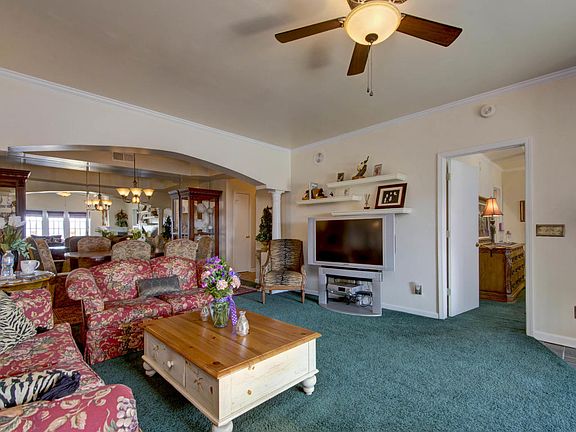 5th image of 350 Woodland Dr S #10