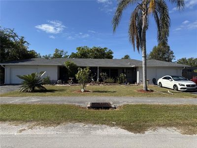 10111 7th St N, Naples, FL, 34108