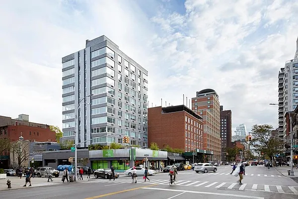 Rented by Living New York | media 50