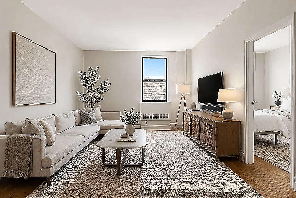 154 West 70th Street — Photo 2