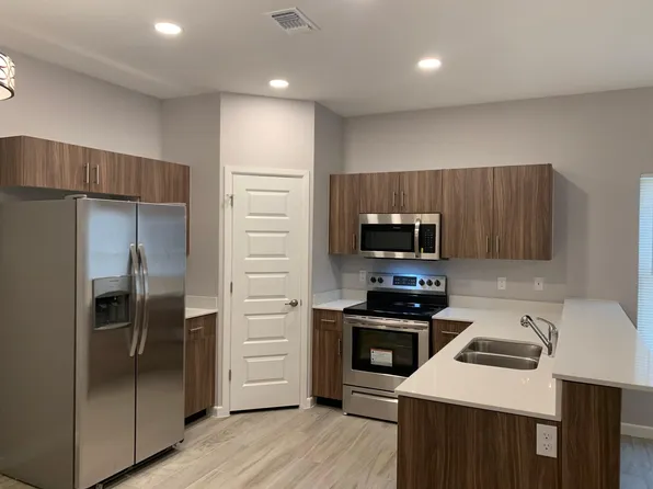 1617 W Broome St APT 2, Edinburg, TX 78541