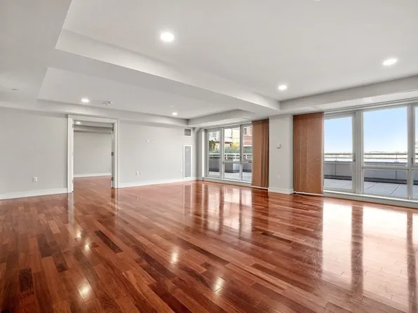 2 1/2 Battery Wharf #2304, Boston, MA 02109