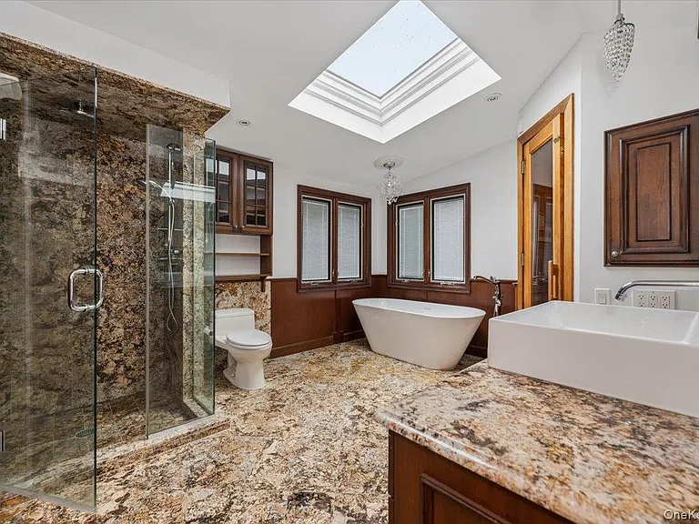 47 Shoreham Rd — Photo 18