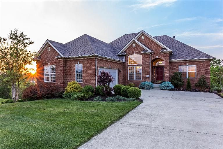 1st image of 118 Troon Ct
