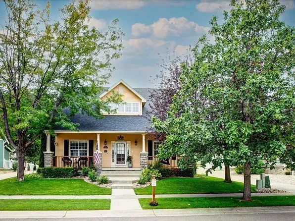 1421 Canal Dr, Windsor, CO 80550