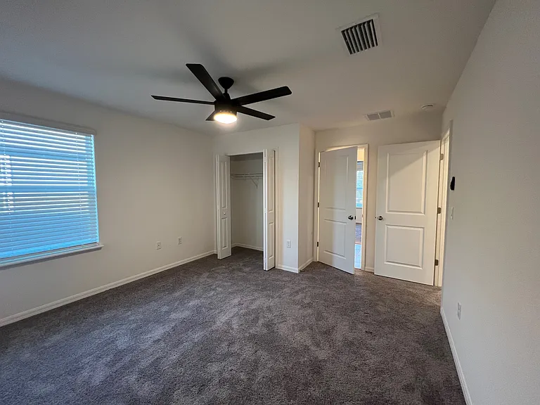 3904 Academia Ave — Photo 18