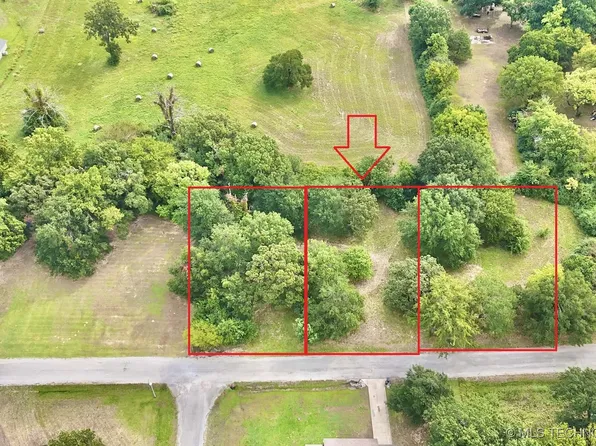 4 NW 3rd St, Stigler, OK 74462