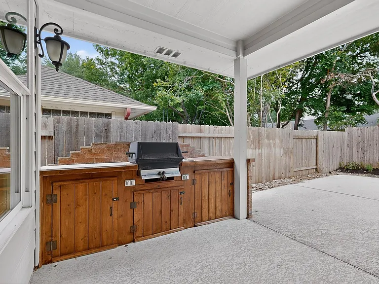 1102 Old Mill Rd — Photo 38